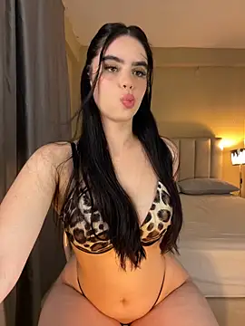 Mavi Coless online show from 16, 10, 2025