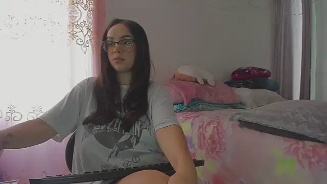 Snapshot of HARLEYNAPIER chatting on 22, 2, 2026 HARLEYNAPIER online show from 22, 2, 2026