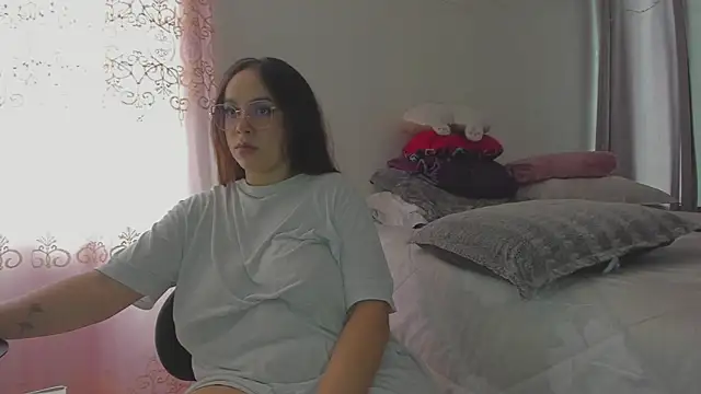 HARLEYNAPIER online show from 7, 4, 2026