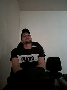 Snapshot of kx93 chatting on 13, 10, 2025 kx93 online show from 13, 10, 2025