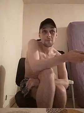 Snapshot of kx93 chatting on 11, 11, 2025 kx93 online show from 11, 11, 2025