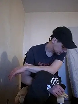 Snapshot of kx93 chatting on 17, 12, 2025 kx93 online show from 17, 12, 2025