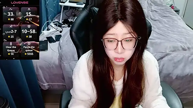 Angelababy001 online show from 12, 1, 2025