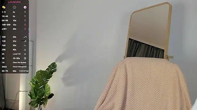 Ketty Belly online show from 9, 10, 2025