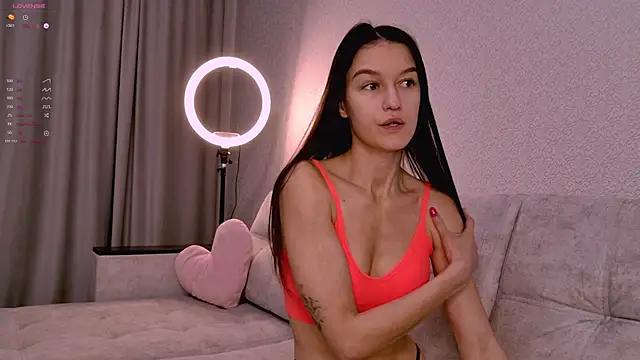 Alice  grace online show from 27, 10, 2025