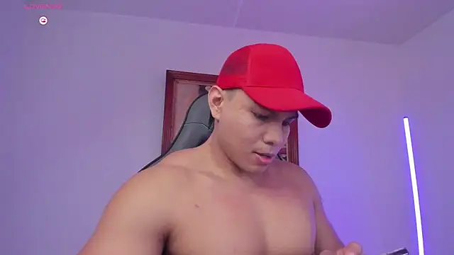 Snapshot of RoyConstance chatting on 20, 6, 2026 RoyConstance online show from 20, 6, 2026