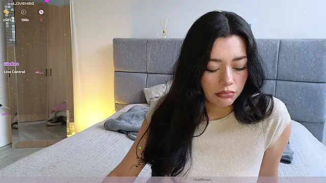 Soffimoon  online show from 24, 2, 2026