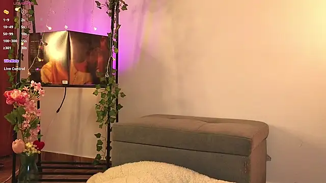 Snapshot of Soffimoon_ chatting on 21, 3, 2025 Soffimoon online show from 21, 3, 2025