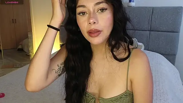 Soffimoon  online show from 14, 4, 2026