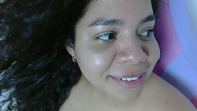 yulissa18 online show from 21, 3, 2025