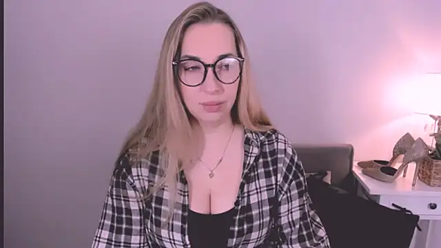 AriaDesire online show from 2, 5, 2026