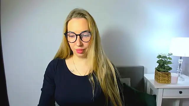 AriaDesire online show from 3, 12, 2025