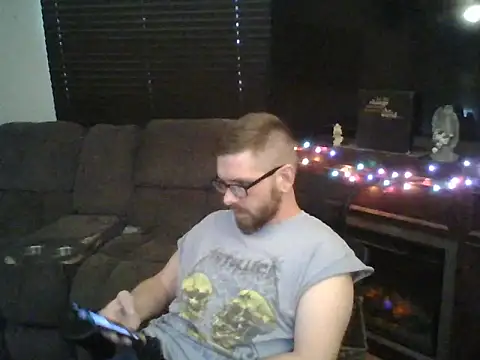 Snapshot of Brobun4fun chatting on 13, 11, 2025 Brobun4fun online show from 13, 11, 2025