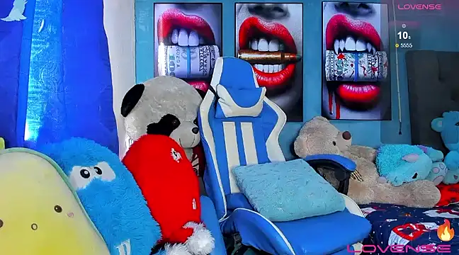 soyander03  online show from 8, 1, 2025