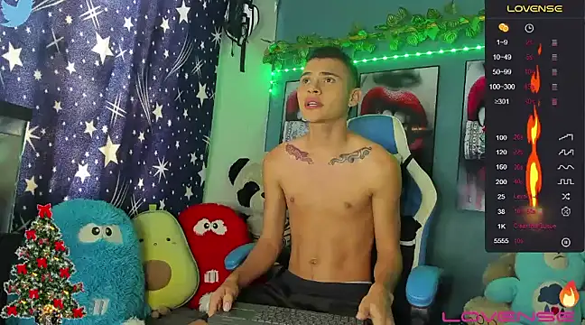 soyander03  online show from 28, 12, 2024