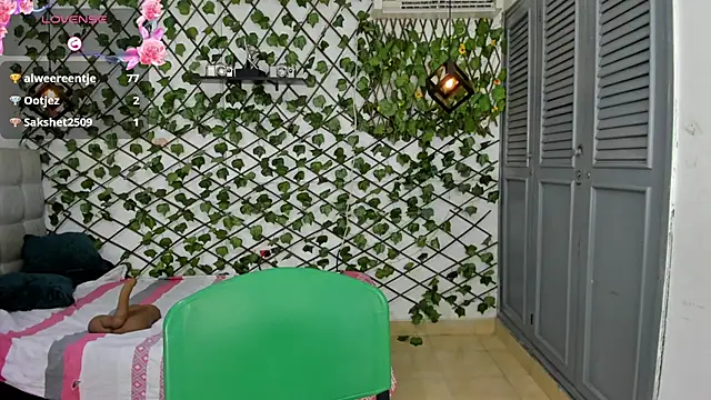 Snapshot of valentina_0_ chatting on 18, 1, 2026 valentina 0 online show from 18, 1, 2026