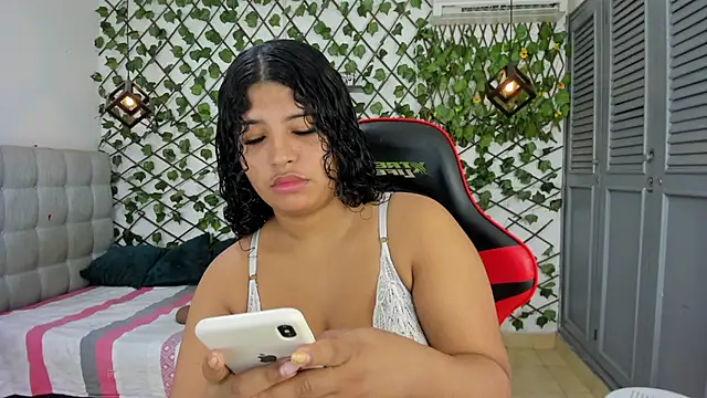 Snapshot of valentina_0_ chatting on 19, 1, 2026 valentina 0 online show from 19, 1, 2026