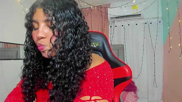 valentina 0  online show from 15, 3, 2025