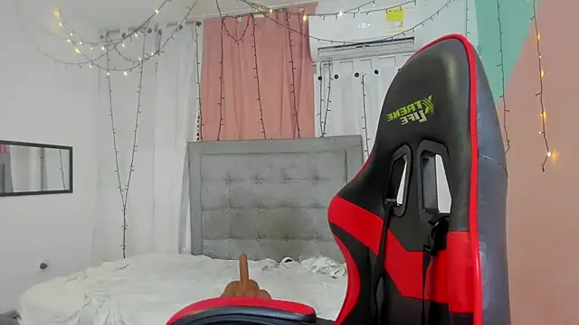 valentina 0  online show from 2, 3, 2025