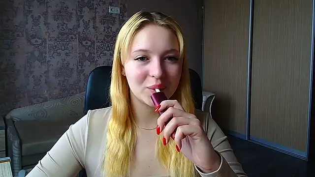 Milka kiss  online show from 20, 5, 2026