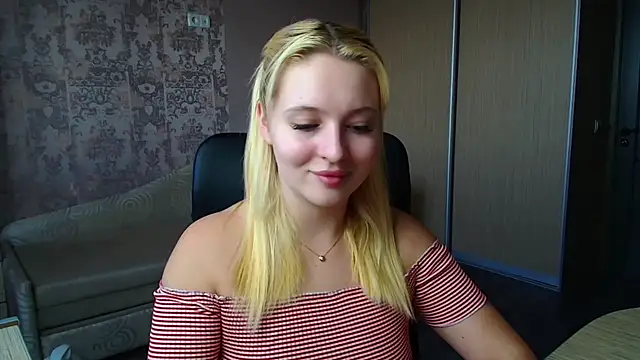 Snapshot of Milka_kiss_ chatting on 3, 2, 2026 Milka kiss online show from 3, 2, 2026