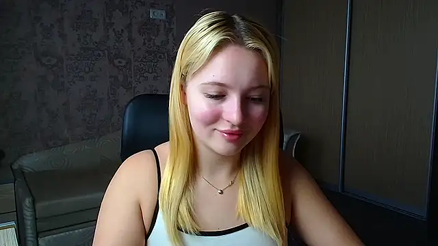 Snapshot of Milka_kiss_ chatting on 23, 2, 2026 Milka kiss online show from 23, 2, 2026