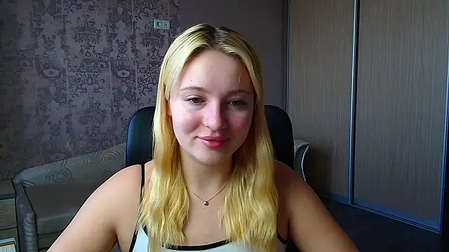 Snapshot of Milka_kiss_ chatting on 28, 2, 2026 Milka kiss online show from 28, 2, 2026