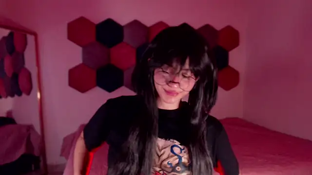 Snapshot of liz-beths chatting on 3, 3, 2025 liz-beths online show from 3, 3, 2025