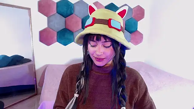 Snapshot of liz-beths chatting on 19, 2, 2025 liz-beths online show from 19, 2, 2025