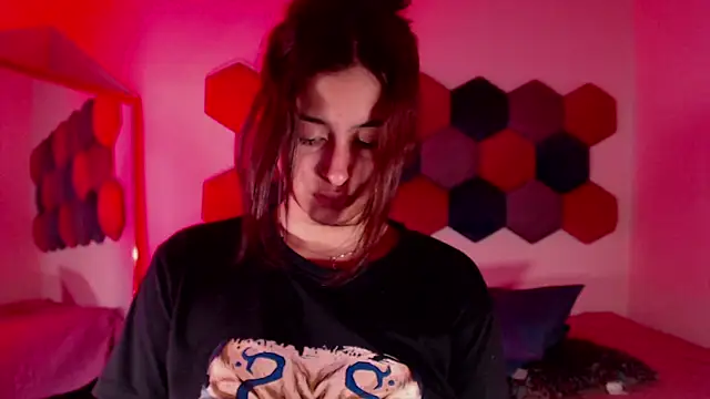 Snapshot of liz-beths chatting on 3, 3, 2025 liz-beths online show from 3, 3, 2025