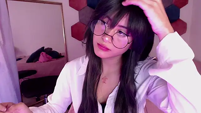 Snapshot of liz-beths chatting on 25, 2, 2025 liz-beths online show from 25, 2, 2025