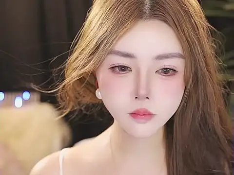 Qiaoqiao  online show from 16, 7, 2026