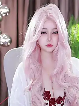 Qiaoqiao  online show from 22, 2, 2025