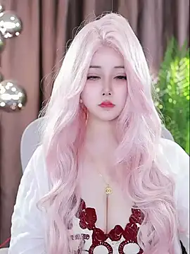 Qiaoqiao  online show from 22, 2, 2025