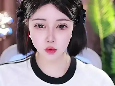 Qiaoqiao  online show from 22, 3, 2025