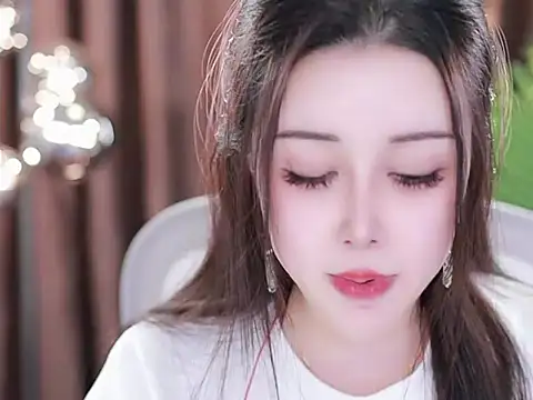 Qiaoqiao  online show from 3, 3, 2025