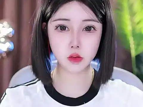 Qiaoqiao  online show from 22, 3, 2025