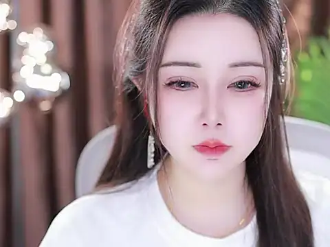 Qiaoqiao  online show from 3, 3, 2025