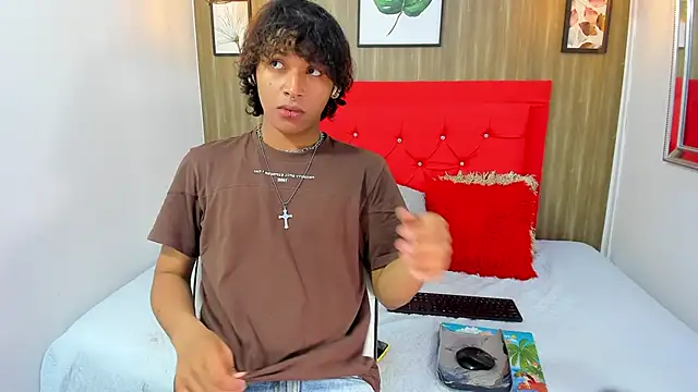 Snapshot of axel_ps chatting on 14, 3, 2025 axel ps online show from 14, 3, 2025