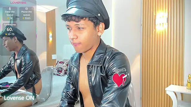 Snapshot of axel_ps chatting on 7, 10, 2025 axel ps online show from 7, 10, 2025