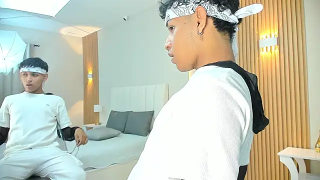 Snapshot of axel_ps chatting on 12, 9, 2025 axel ps online show from 12, 9, 2025