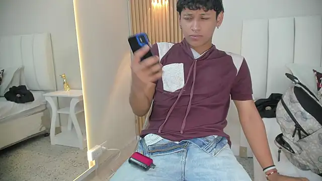 Snapshot of axel_ps chatting on 23, 10, 2025 axel ps online show from 23, 10, 2025