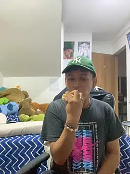 Snapshot of axel_ps chatting on 24, 9, 2025 axel ps online show from 24, 9, 2025