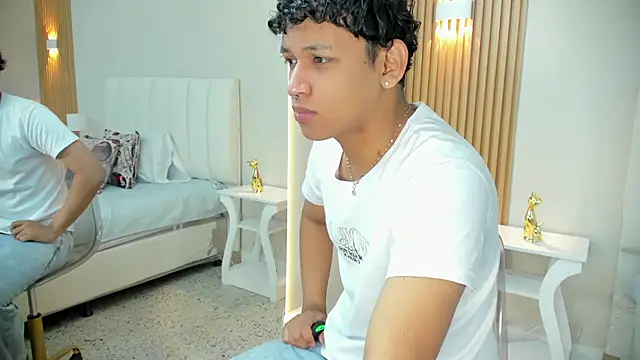 Snapshot of axel_ps chatting on 10, 10, 2025 axel ps online show from 10, 10, 2025