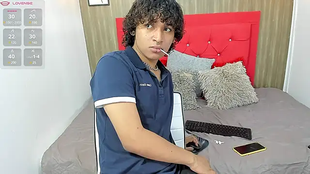 Snapshot of axel_ps chatting on 7, 3, 2025 axel ps online show from 7, 3, 2025