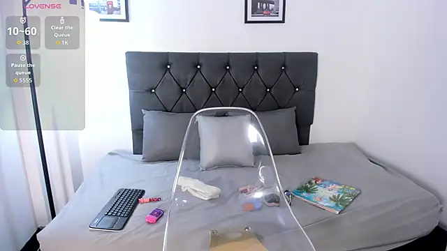 Snapshot of axel_ps chatting on 14, 11, 2025 axel ps online show from 14, 11, 2025