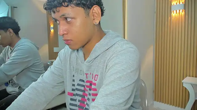 Snapshot of axel_ps chatting on 28, 9, 2025 axel ps online show from 28, 9, 2025