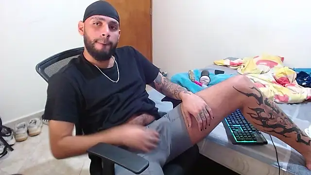 Snapshot of samir_music chatting on 13, 9, 2025 samir music online show from 13, 9, 2025