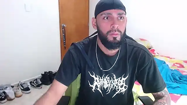 Snapshot of samir_music chatting on 6, 10, 2025 samir music online show from 6, 10, 2025