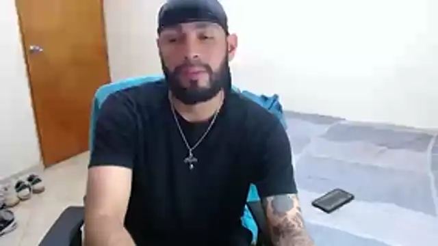 Snapshot of samir_music chatting on 2, 11, 2025 samir music online show from 2, 11, 2025